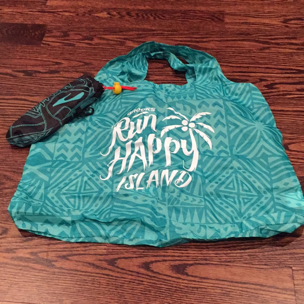 Brooks Run Happy packable shopping bag